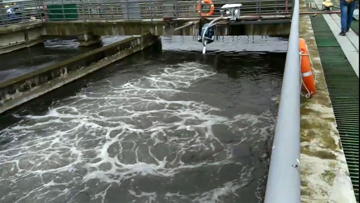 藍海愛爾? 四川某地 推流攪拌曝氣機現(xiàn)場視頻